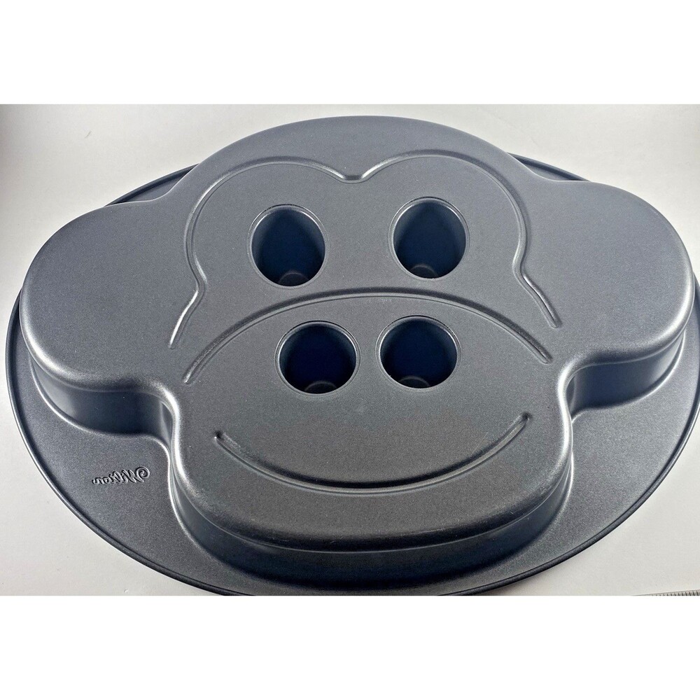 Wilton Monkey Face Fun Fill Cake Pan - Retired Novelty Bakeware